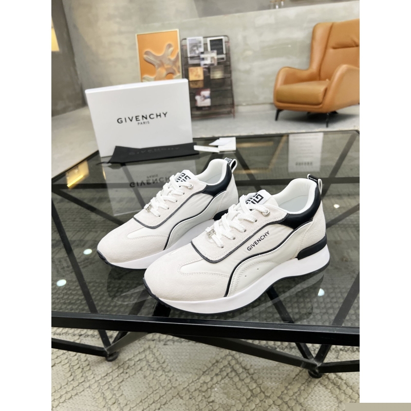Givenchy Sneakers